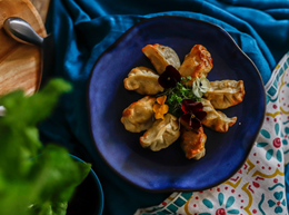 Japońskie pierożki Gyoza z wieprzowiną 8szt. 